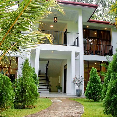 Manike Lodge Хабарана Екстер'єр фото