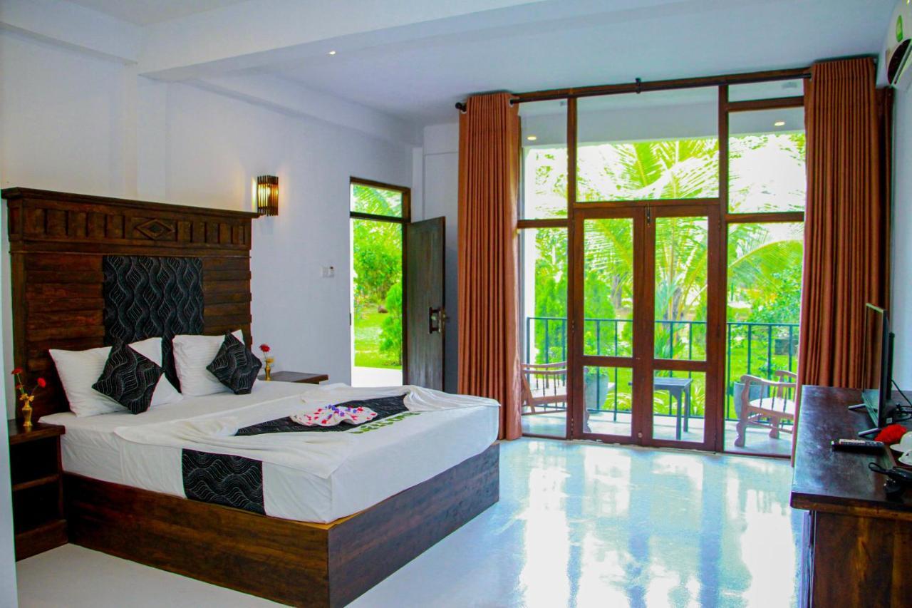 Manike Lodge Хабарана Екстер'єр фото